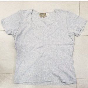 Liz Claiborne Lizwear grey flower embroidered tee